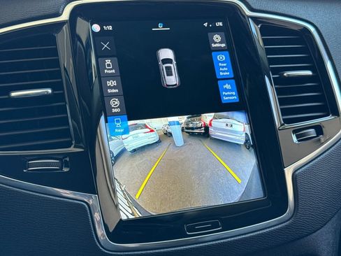 Certified 2023 Volvo XC90 B5 Plus AWD/4WD image 20