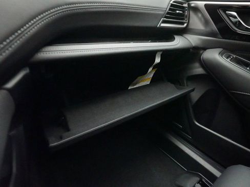 Certified 2025 Subaru Outback Limited image 34