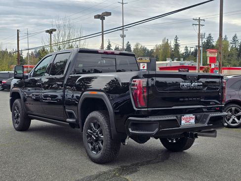 New 2026 GMC Sierra 2500 AT4 w/ AT4 Premium Plus Package AWD/4WD image 5