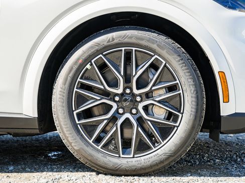 New 2025 Ford Mustang Mach-E Premium image 18