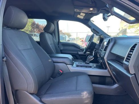 Used 2019 Ford F150 XLT w/ Equipment Group 302A Luxury AWD/4WD image 11