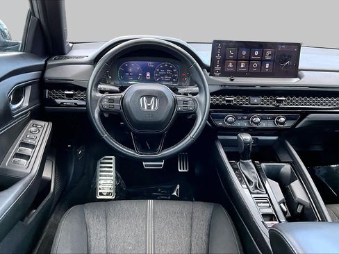 Used 2024 Honda Accord Sport image 6