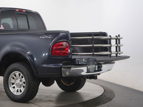 Used 2001 Ford F150 XLT image 9