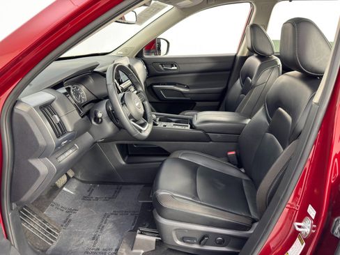 Used 2022 Nissan Pathfinder SL w/ SL Premium Package image 15