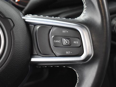 Used 2021 Jeep Gladiator Overland w/ Popular Equipment Package image 16