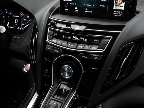 New 2026 Acura RDX SH-AWD image 24