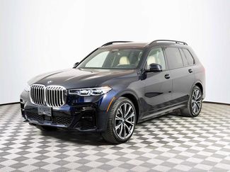Used 2022 BMW X7 xDrive40i w/ M Sport Package video 1