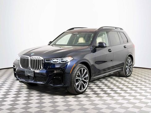 Used 2022 BMW X7 xDrive40i w/ M Sport Package image 1