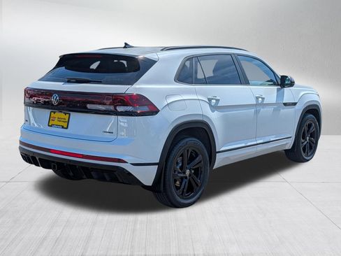 New 2026 Volkswagen Atlas Cross Sport SEL R-Line AWD/4WD image 4