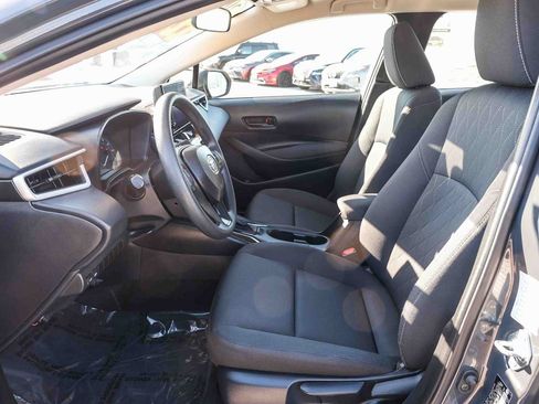 Used 2025 Toyota Corolla LE FWD image 20