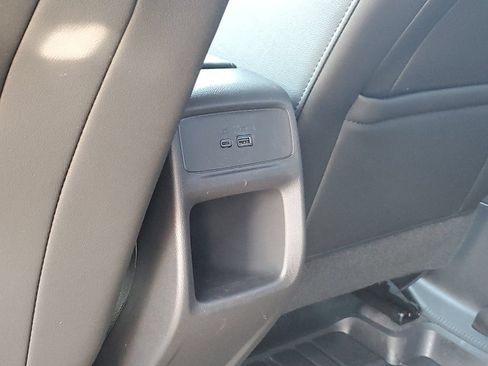 Certified 2025 Buick Envista Sport Touring w/ Convenience I Package FWD image 33