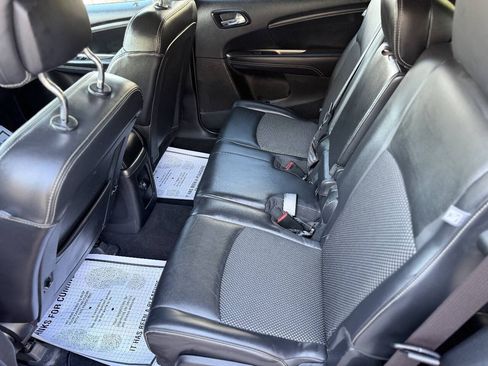 Used 2016 Dodge Journey Crossroad FWD image 13