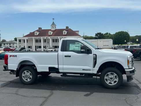 New 2026 Ford F250 XLT AWD/4WD image 2