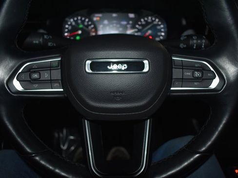 Used 2022 Jeep Compass Latitude w/ Sun and Sound Group image 19