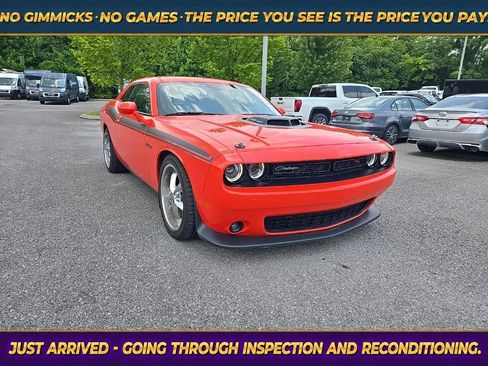 Used 2022 Dodge Challenger R/T Scat Pack w/ Shaker Package RWD image 1