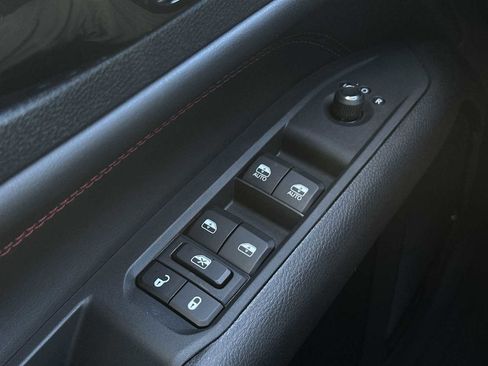 New 2026 Jeep Compass Trailhawk image 15