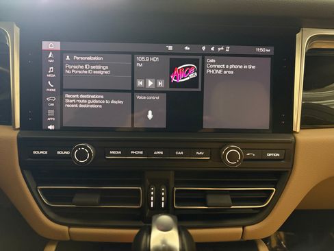 Used 2020 Porsche Macan S AWD/4WD image 39