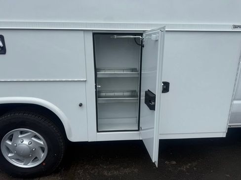 New 2026 Ford E-350 and Econoline 350 Super Duty w/ Power Equipment Group RWD image 56