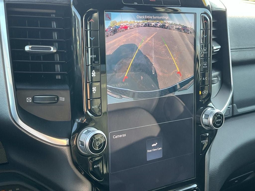 Used 2026 RAM 1500 Laramie AWD/4WD image 37