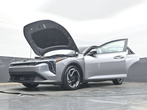 Used 2025 Kia K4 EX FWD image 36