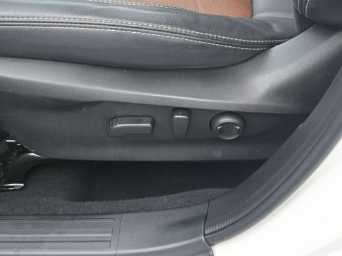 Used 2023 Subaru Forester Touring AWD/4WD image 15