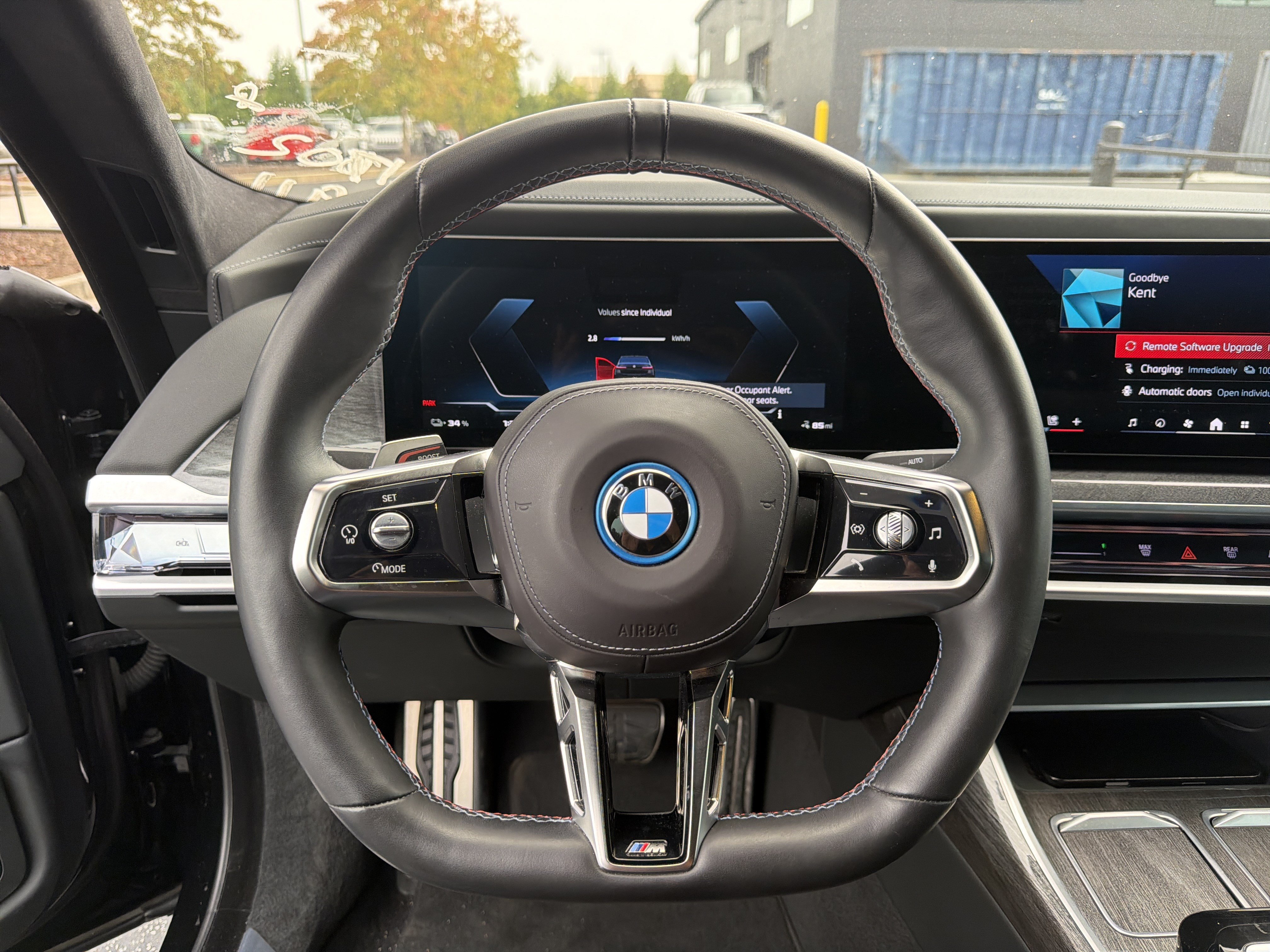 Used 2024 BMW i7 M70 AWD/4WD image 16