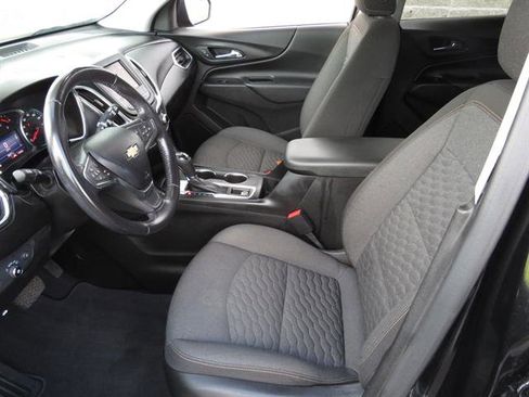Used 2021 Chevrolet Equinox LT image 12