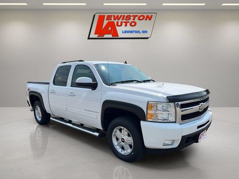 Used 2009 Chevrolet Silverado 1500 LTZ w/ Safety Package AWD/4WD image 14