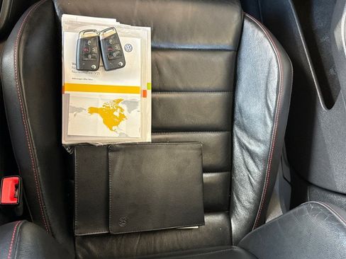 Used 2015 Volkswagen GTI Autobahn image 37