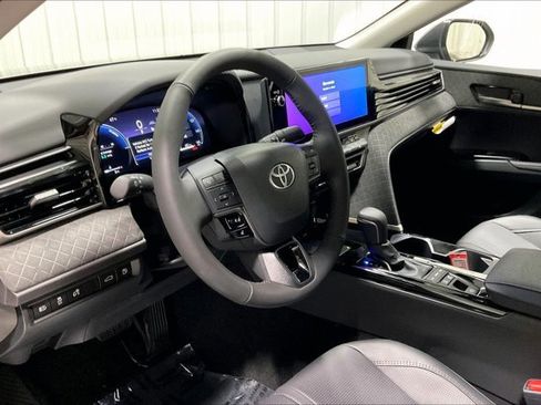 New 2026 Toyota Camry Hybrid image 6