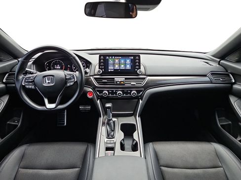 Used 2022 Honda Accord Sport image 9