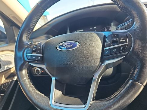 Used 2020 Ford Explorer Limited AWD/4WD image 16