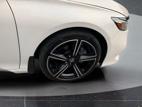 Used 2022 Honda Accord Sport image 13