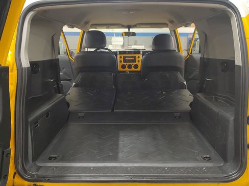 Used 2007 Toyota FJ Cruiser 4WD image 14
