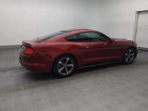 Used 2016 Ford Mustang Coupe RWD image 10
