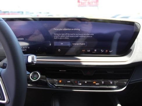 New 2025 Buick Envision Sport Touring image 10