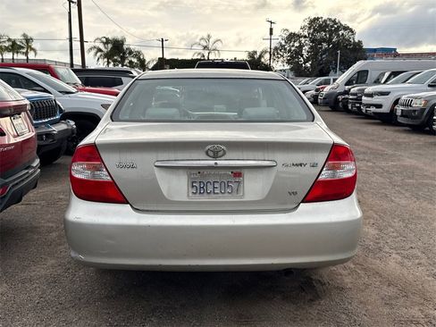 Used 2003 Toyota Camry LE image 8