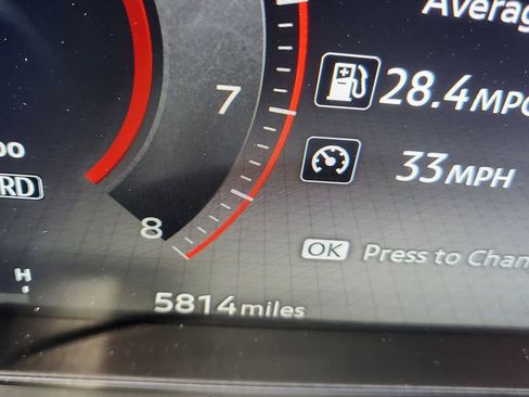 Used 2025 Nissan Kicks SR w/ SR Premium Package AWD/4WD image 30