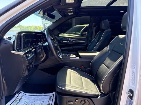 Used 2022 Cadillac Escalade Sport w/ Touring Package AWD/4WD image 20