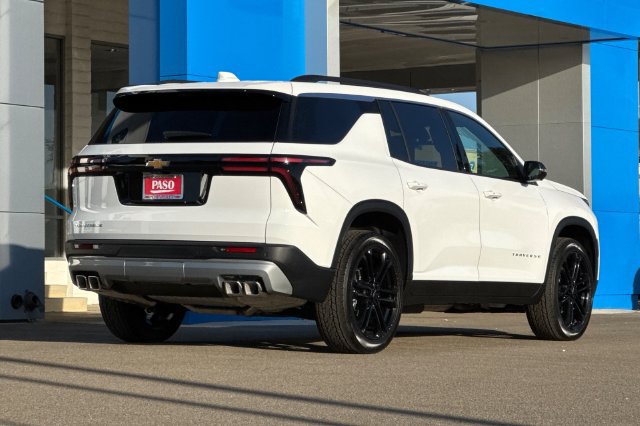 New 2027 Chevrolet Traverse LT w/ Driver Confidence Package FWD image 6