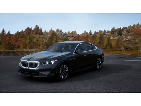 New 2026 BMW 530i image 1