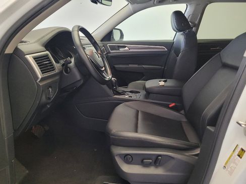 Used 2019 Volkswagen Atlas SE FWD image 17