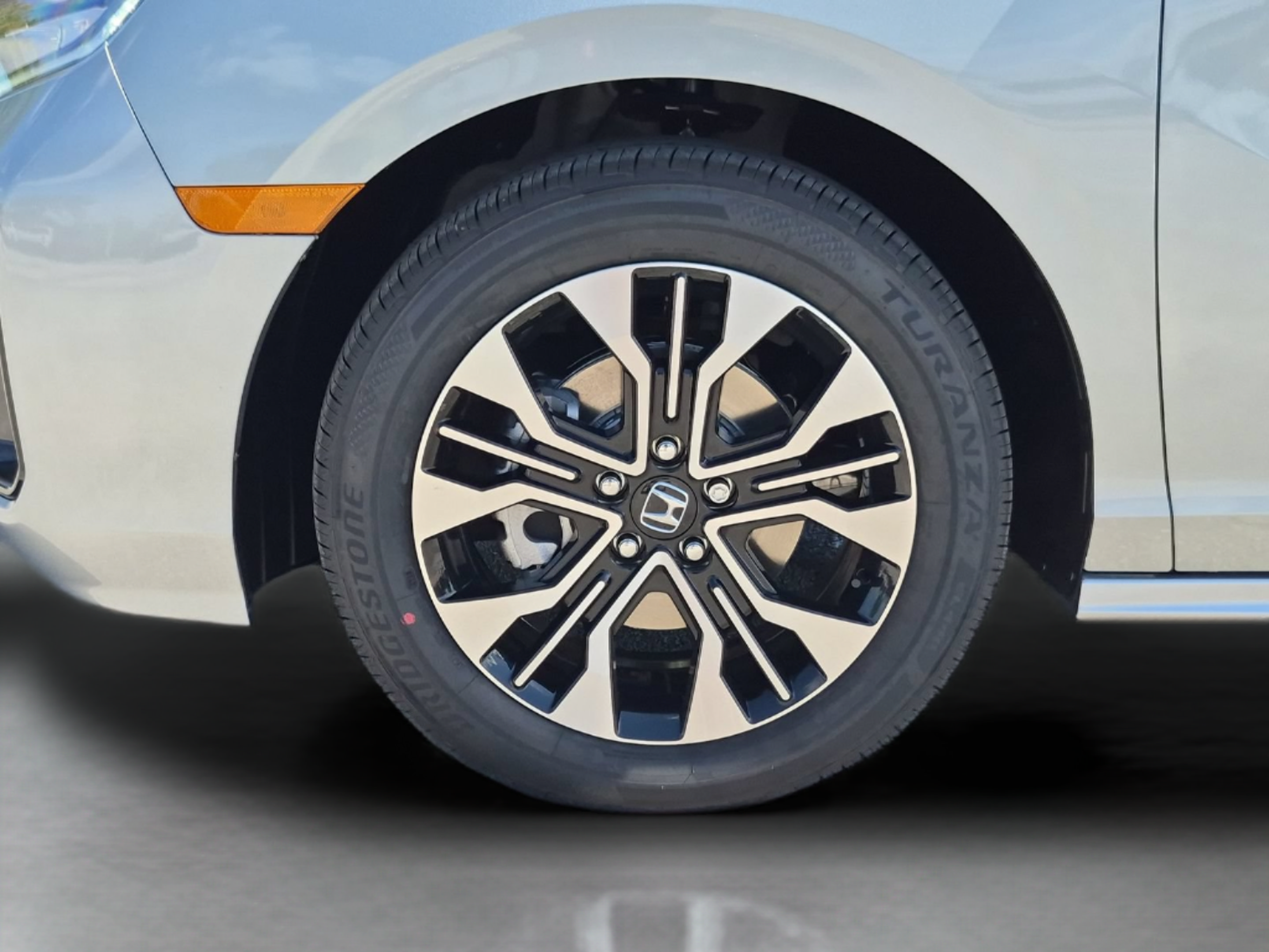 New 2027 Honda Odyssey Elite image 26