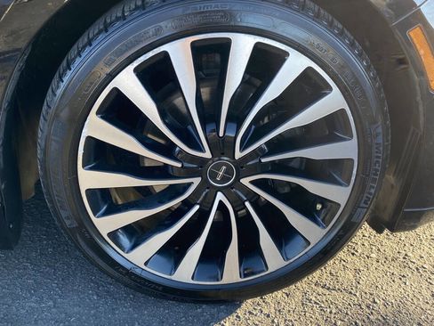 Used 2017 Lincoln MKZ Black Label image 34