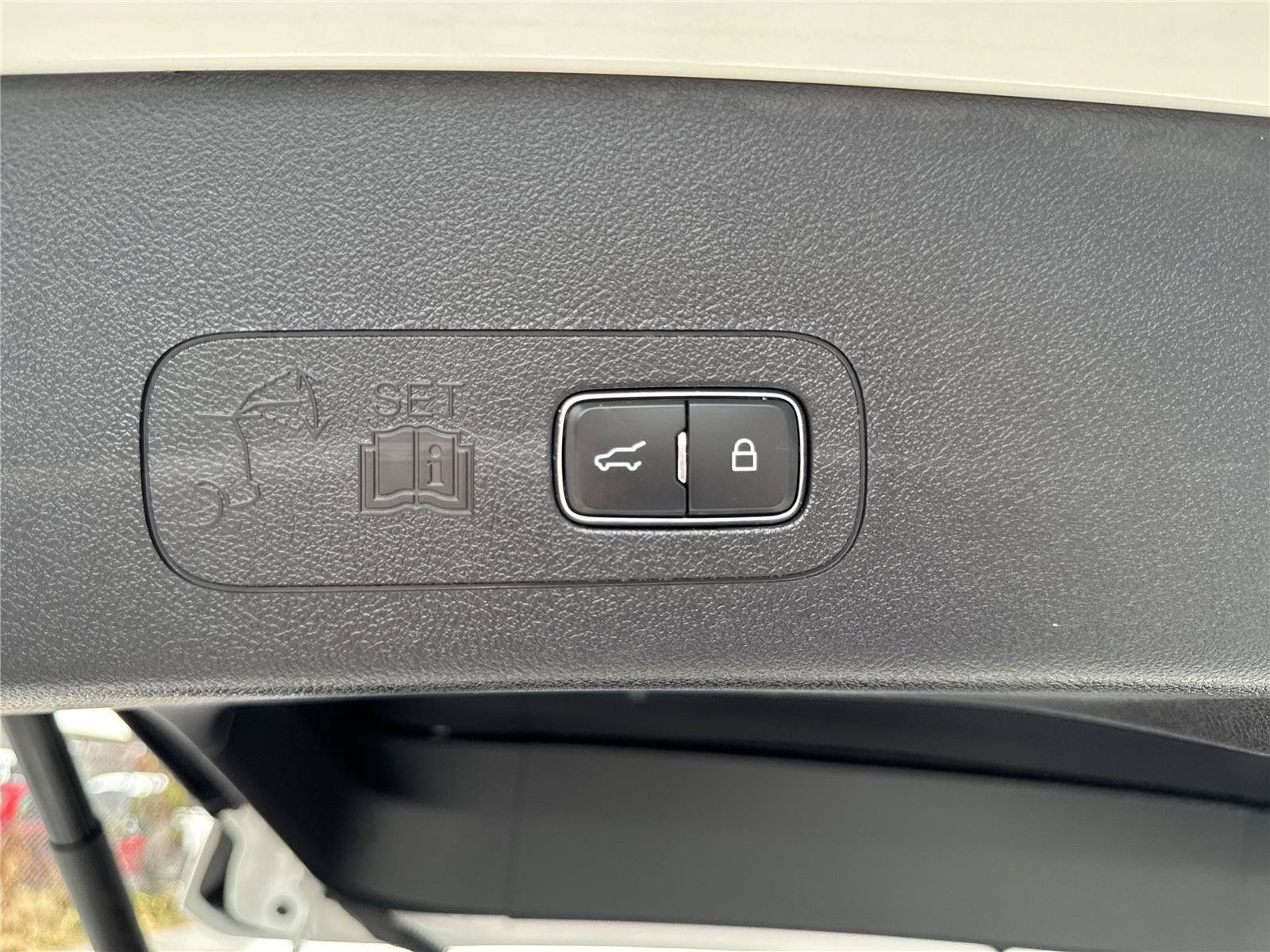 Used 2022 Lincoln Aviator Reserve RWD image 37