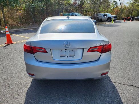 Used 2013 Acura ILX w/ Technology Package image 8