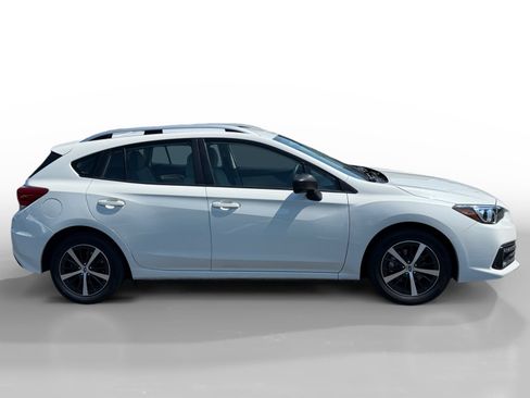 Used 2021 Subaru Impreza 2.0i Premium w/ Popular Package #2 AWD/4WD image 6