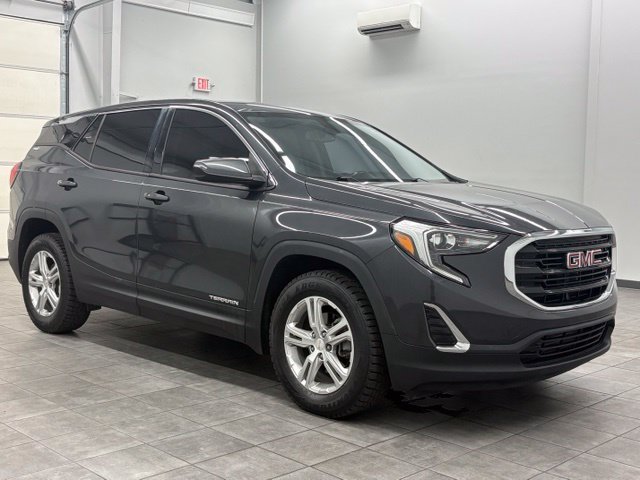 Used 2018 GMC Terrain SLE FWD image 1