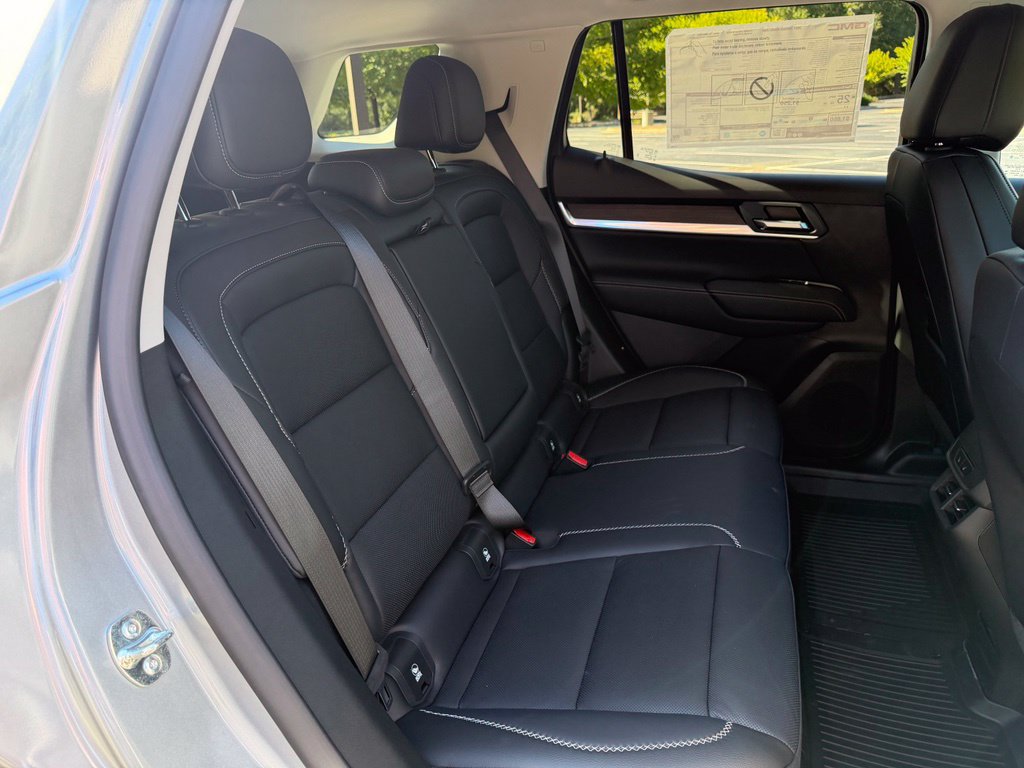 New 2027 GMC Terrain Denali w/ LPO, Floor Liner Package AWD/4WD image 39