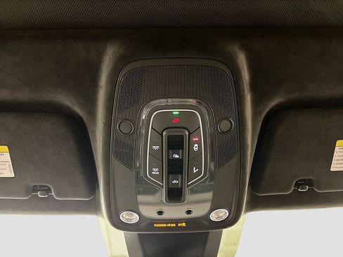 Used 2024 Lamborghini Urus S AWD/4WD image 21